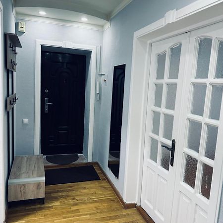 Classic Family Apart In The Center With 4 Rooms Tashkent Exterior photo