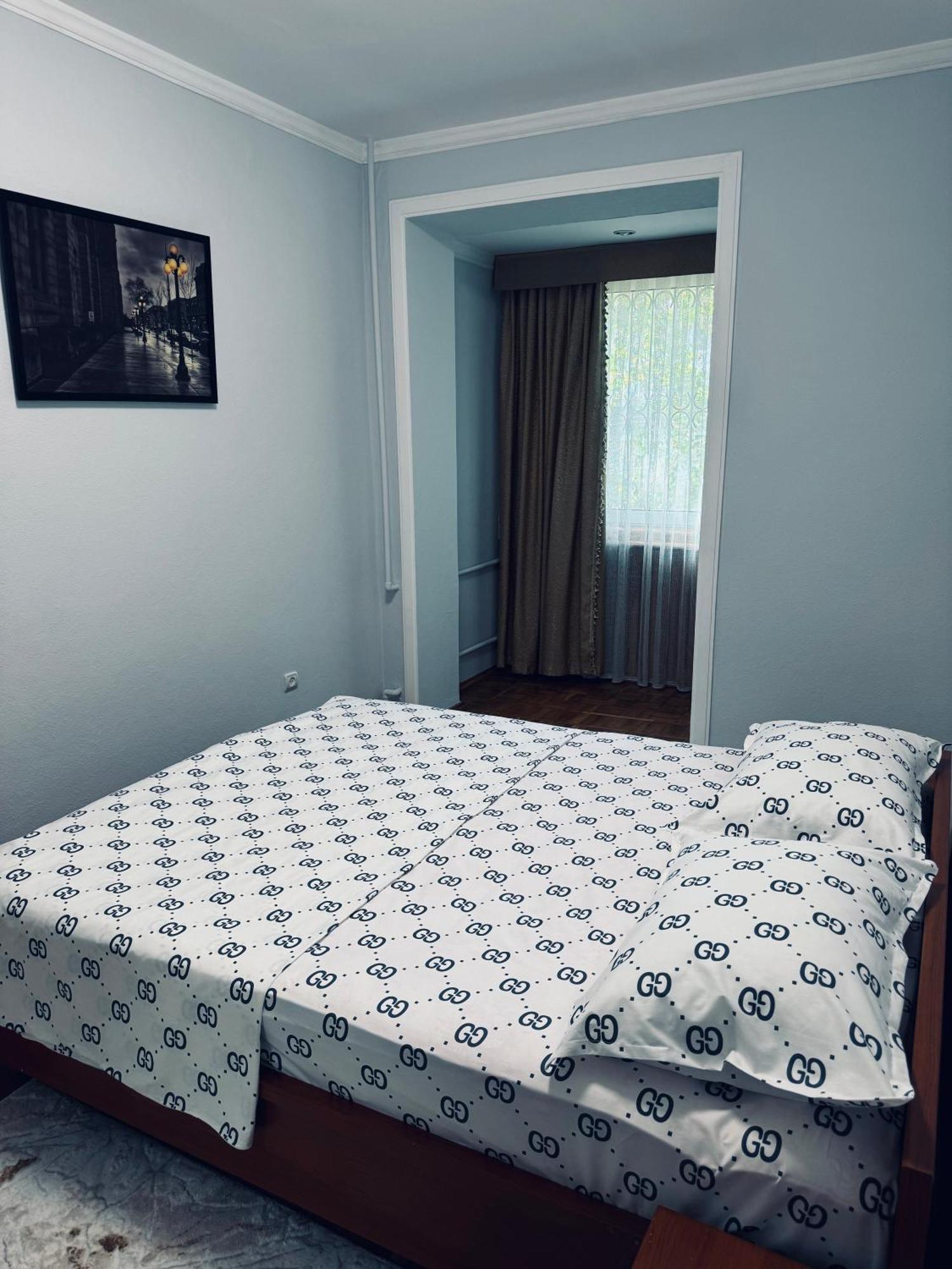Classic Family Apart In The Center With 4 Rooms Tashkent Exterior photo